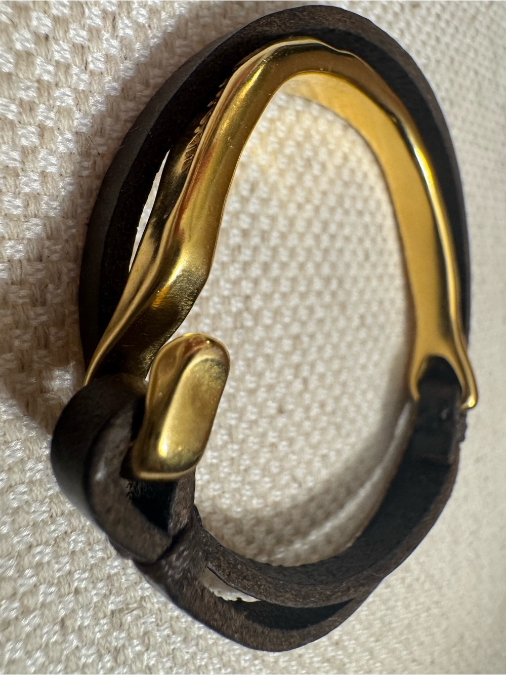 Women’s Uno de 50 Brown Leather Bracelet with Gold Plated Hook Accent